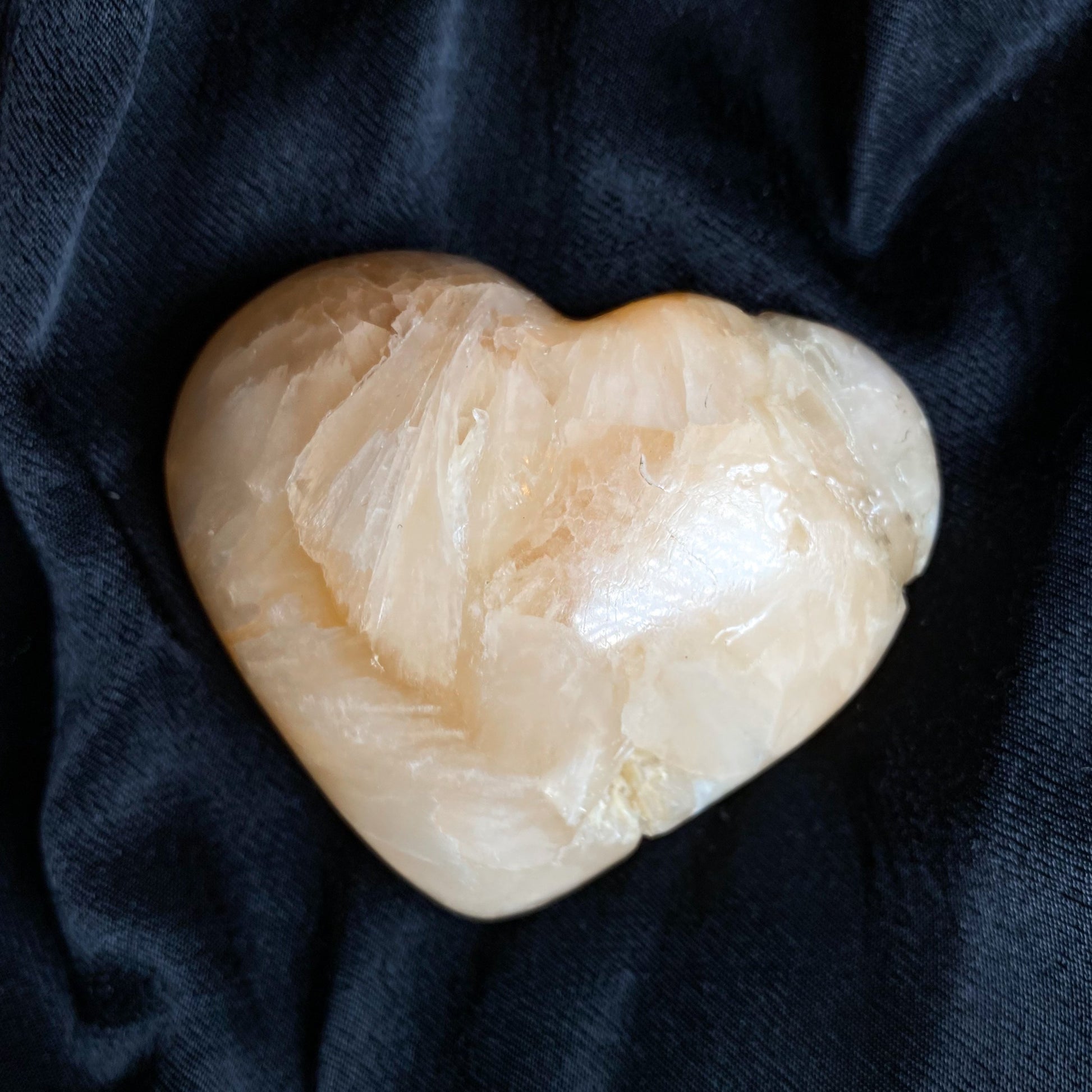 Puffy Stilbite Heart C