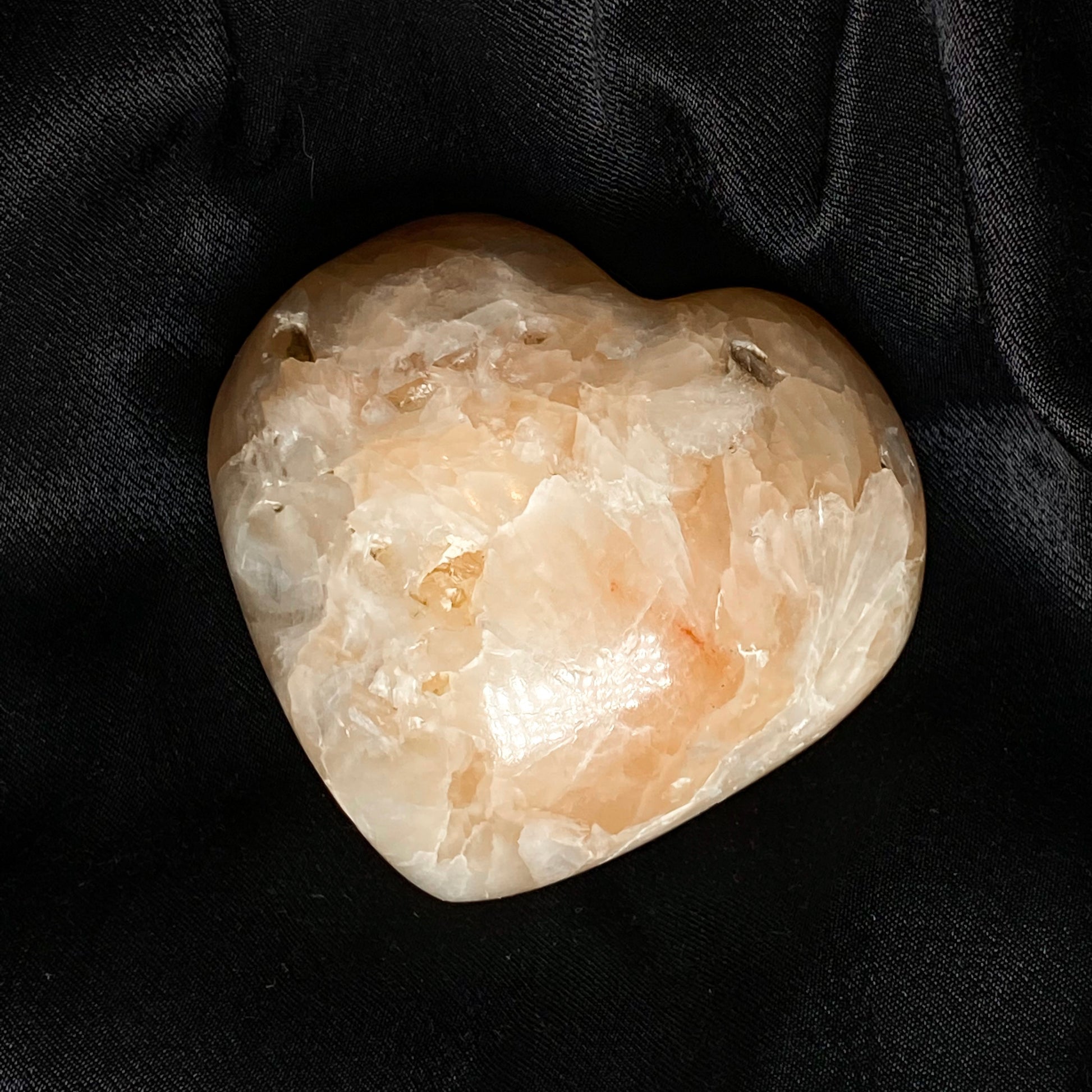 Puffy Stilbite Heart F