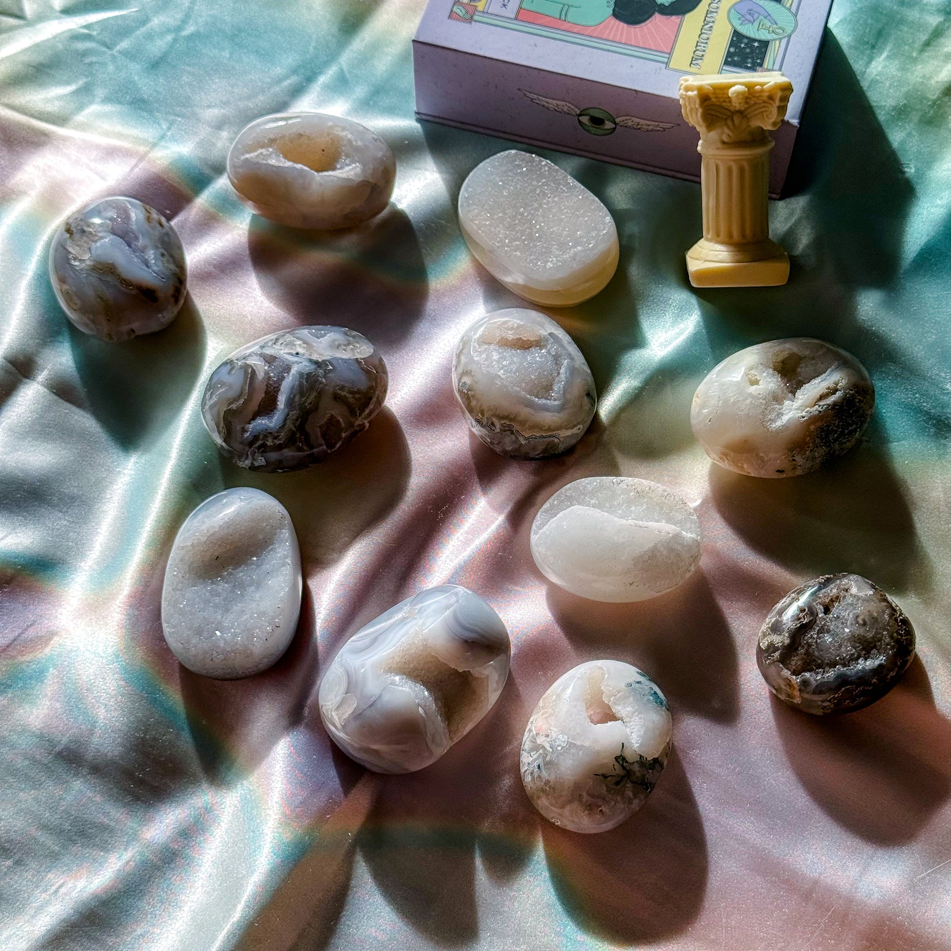 Druzy Agate Palmstones