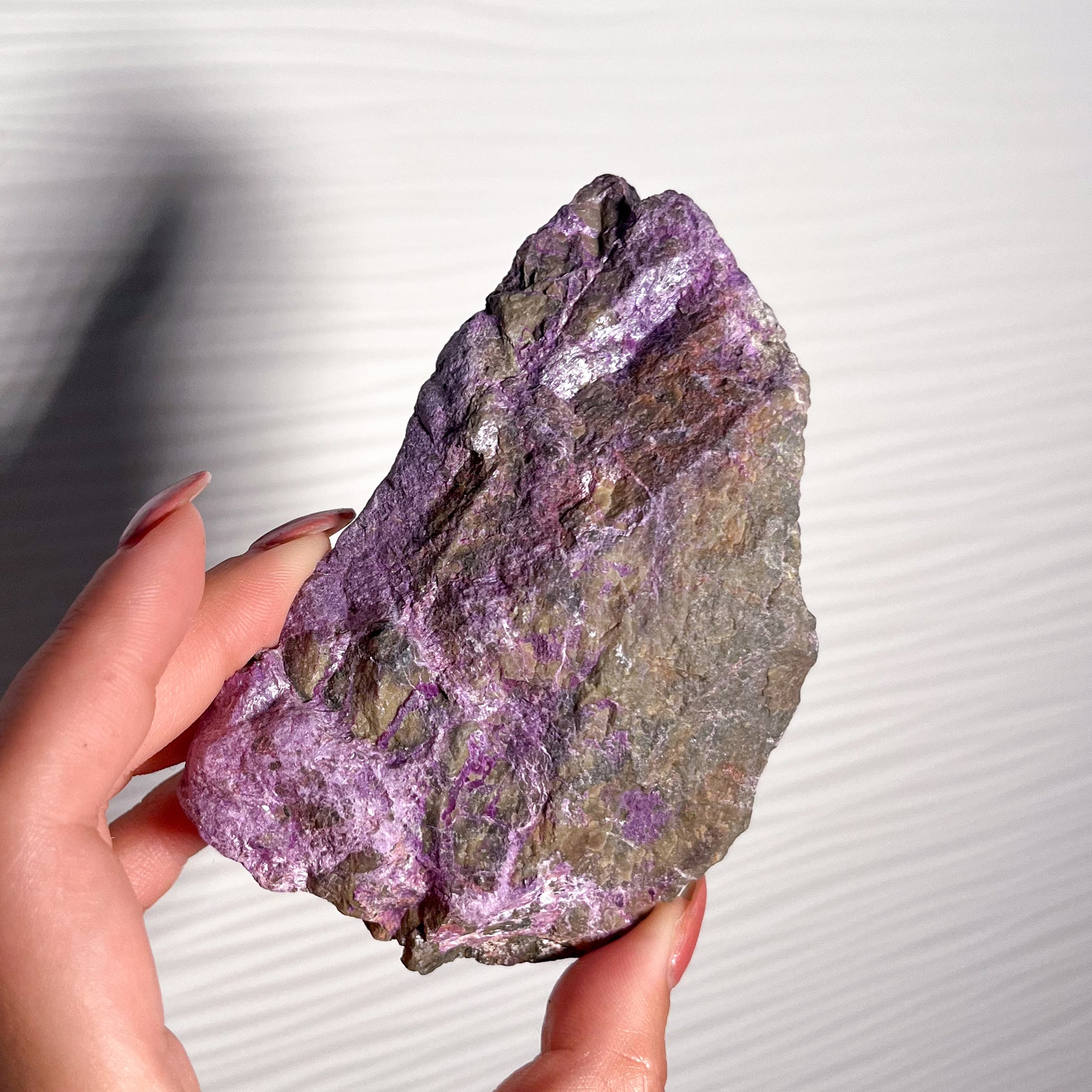 Stitchtite with Serpentine (Atlantisite)