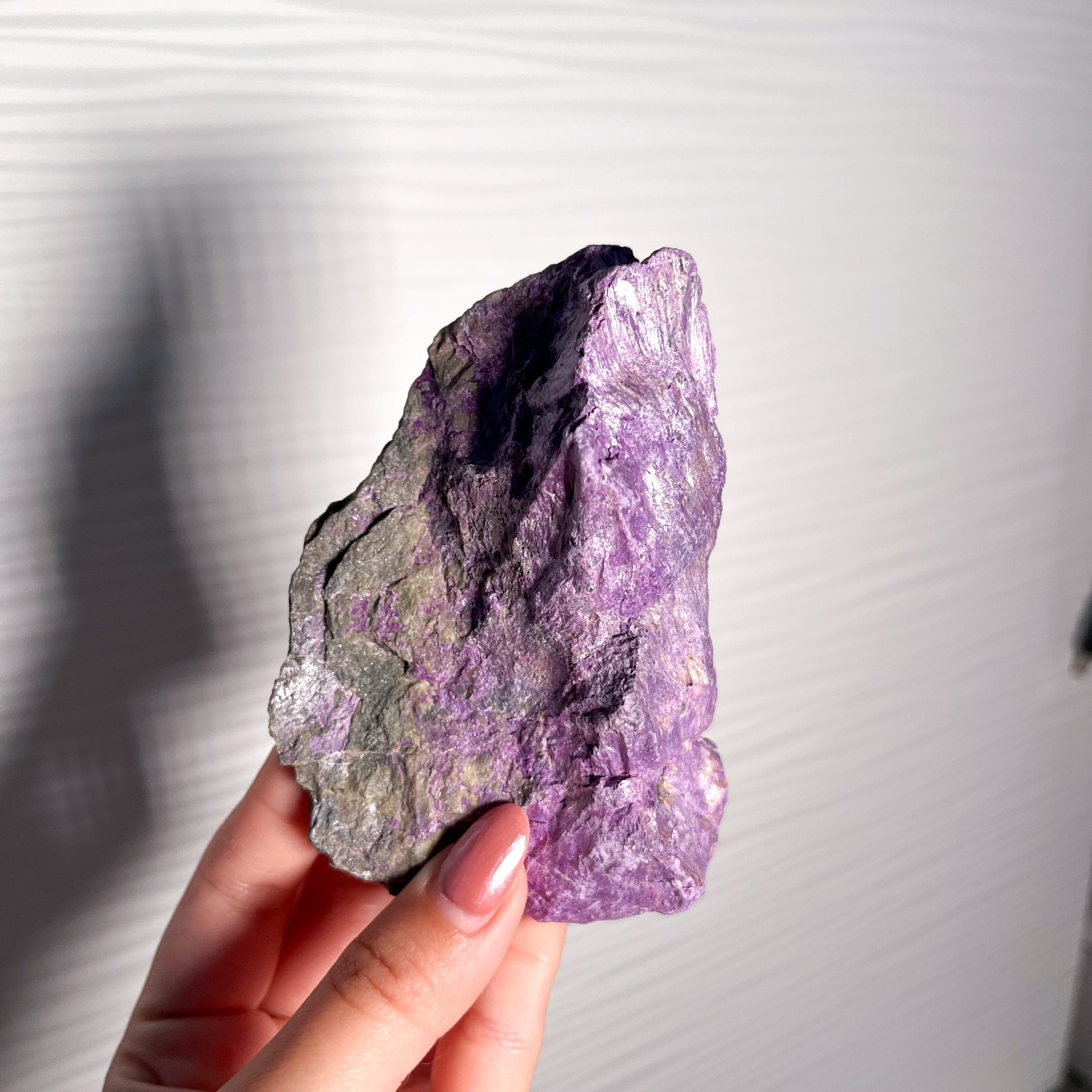 Stitchtite with Serpentine (Atlantisite)