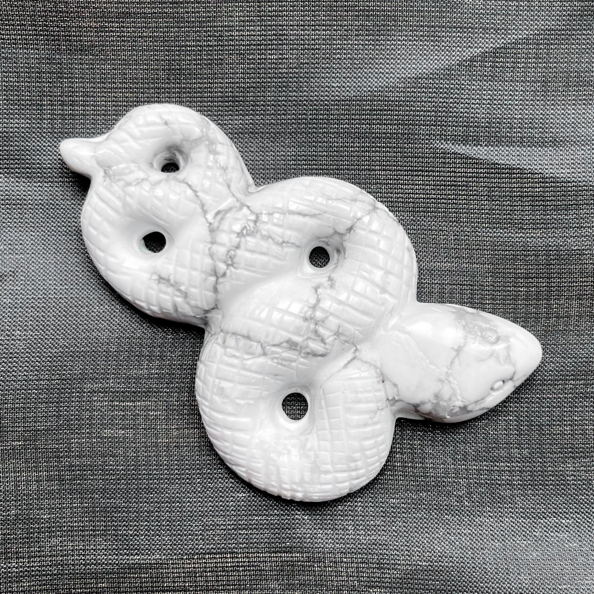 Howlite Magnesite Snake