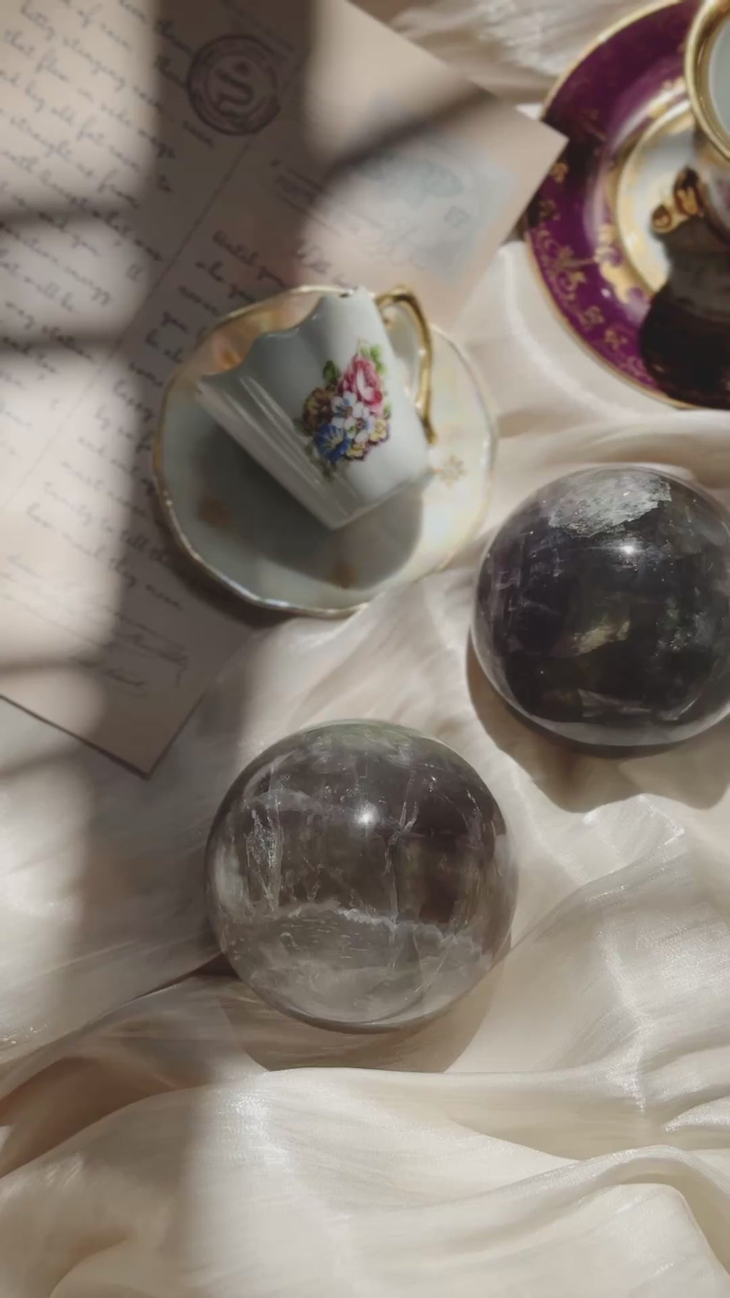 Fluorite with mica sphere