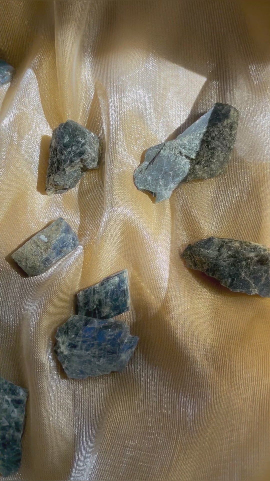 Raw Flashy Spectrolite from Finland