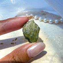 Load image into Gallery viewer, Rare Moldavite from Czech Republic (F)
