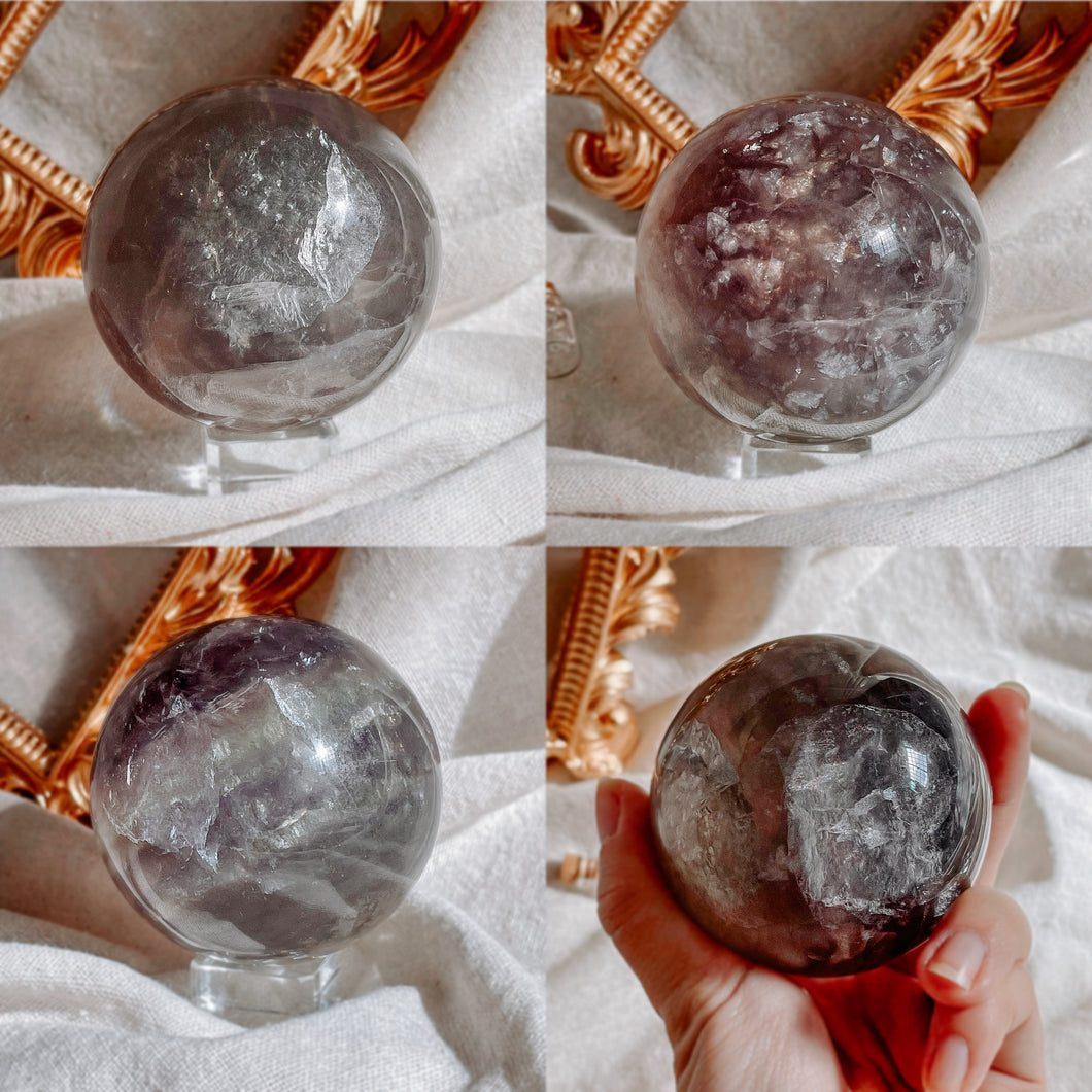 Galaxy Fluorite Spheres with Mica
