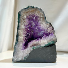 Load image into Gallery viewer, Amethyst Geode Cave with Agate banding
