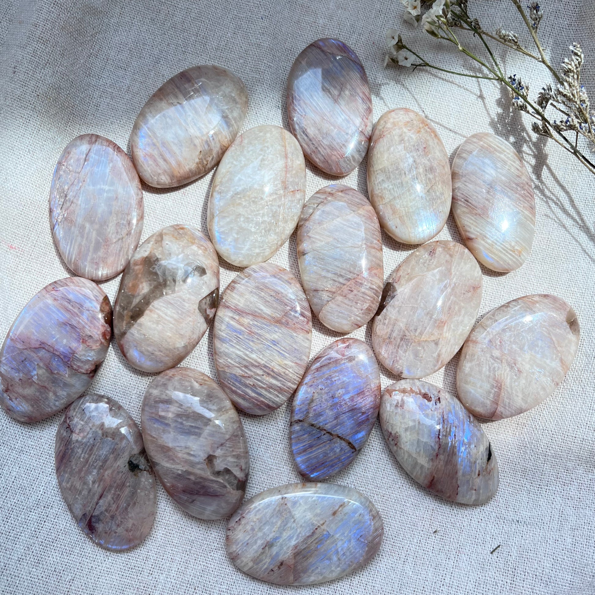 Flashy Belomorite Moonstone Palm Stone