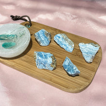 Load image into Gallery viewer, Raw Blue Lace Agate
