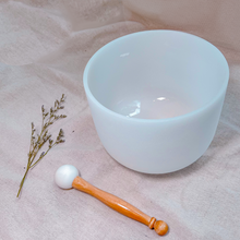 Load image into Gallery viewer, Singing Bowl for Cleansing and Meditation
