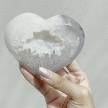 Load and play video in Gallery viewer, Snow Mountain Druzy Agate Heart
