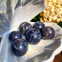 Load image into Gallery viewer, Iolite with Sunstone Mini Spheres
