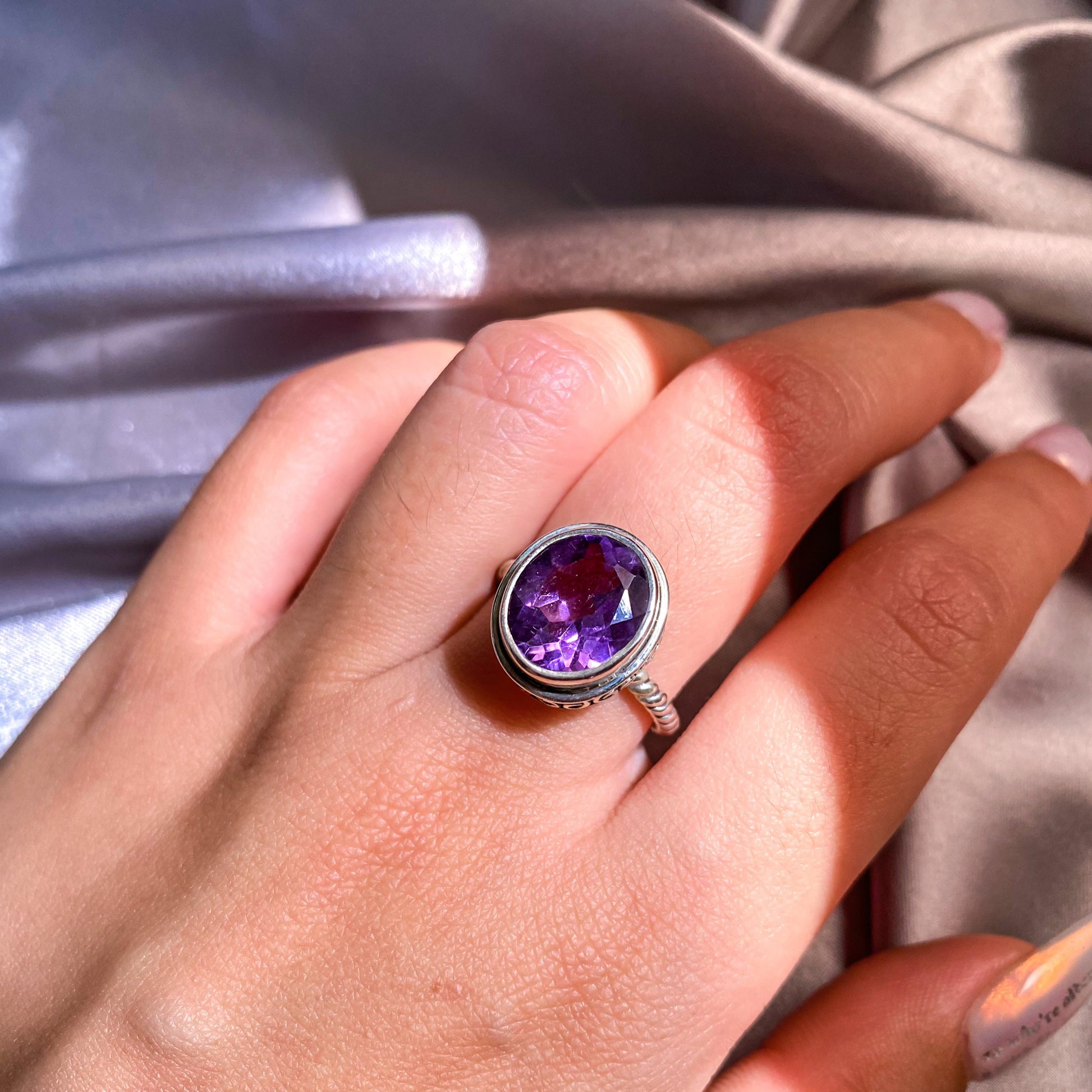 Amethyst Gemstone on Intricate Silver Rope Band Ring AR-01