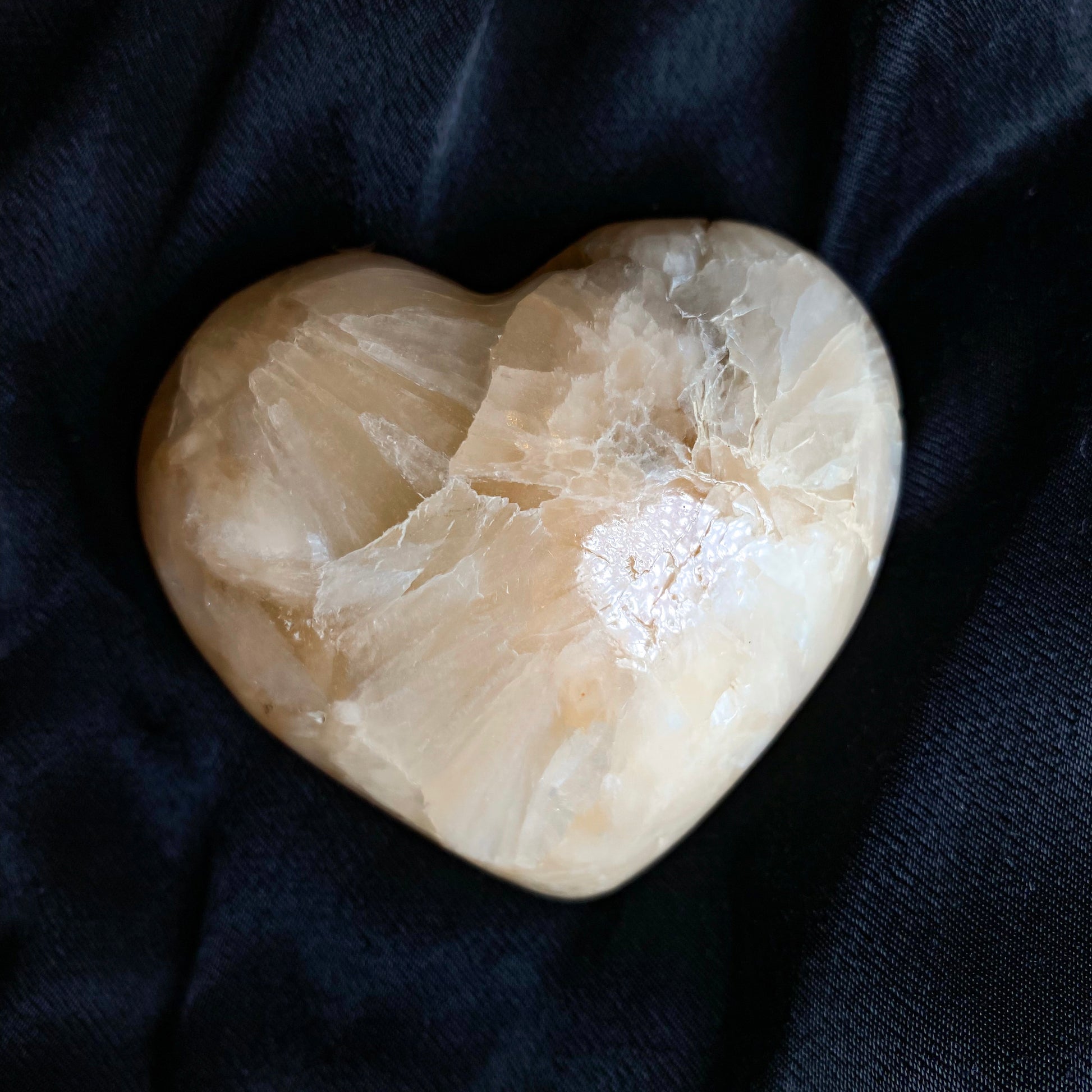 Puffy Stilbite Heart E
