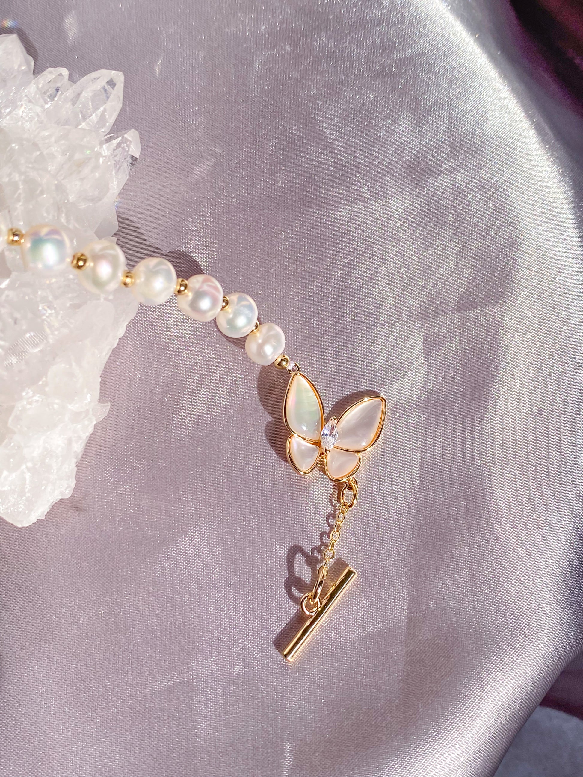 Butterfly Clasp Natural Freshwater Round Pearl Bracelet
