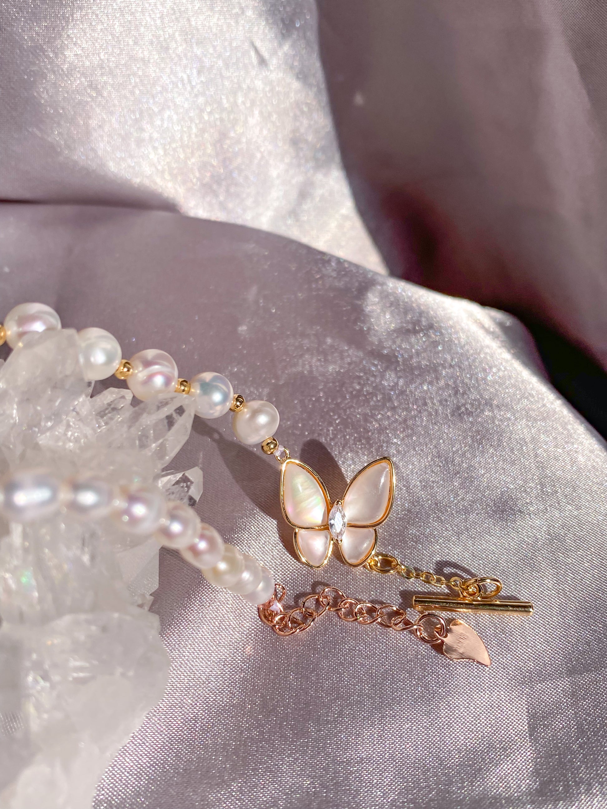 Butterfly Clasp Natural Freshwater Round Pearl Bracelet
