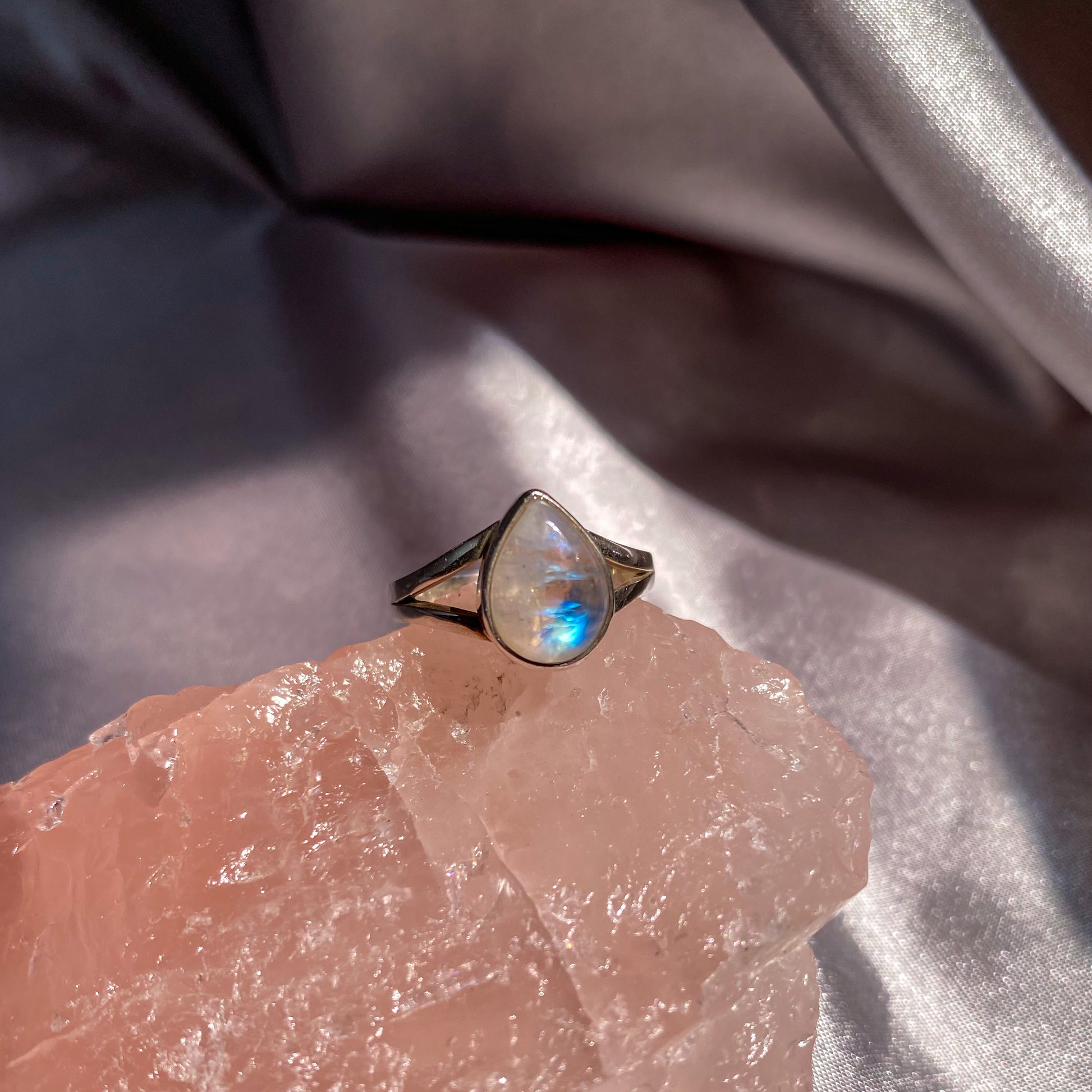 Large Moonstone on Split Band Silver Ring MR-02