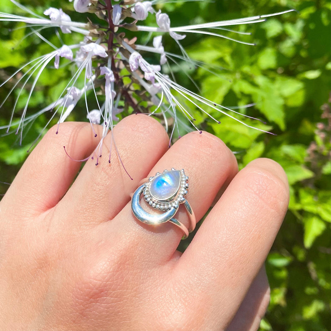 Crescent Moonstone 925 Sterling Silver Ring