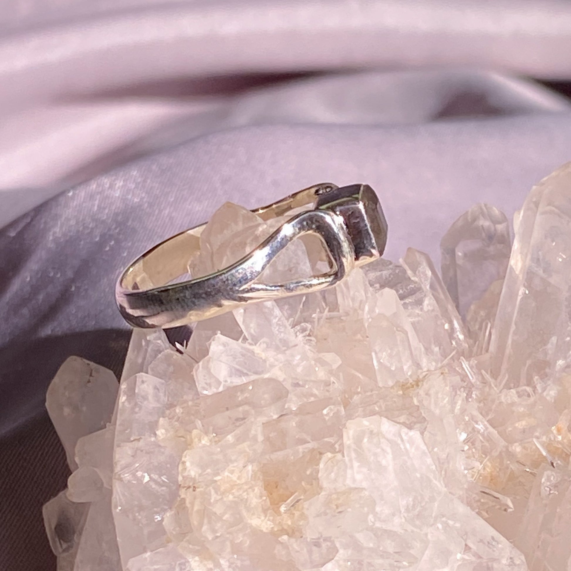 [Preorder] Square Labradorite Double Band Silver Ring