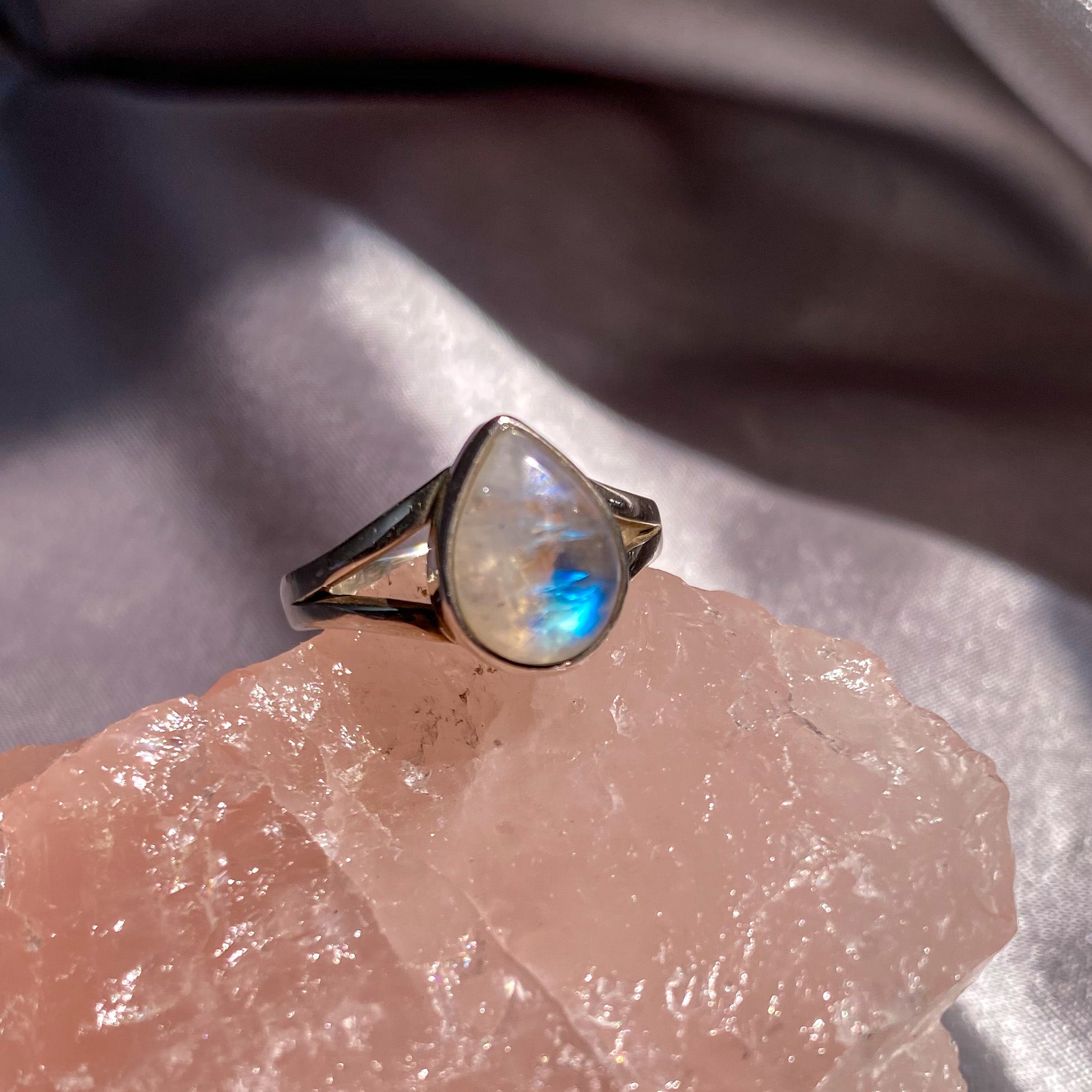 Large Moonstone on Split Band Silver Ring MR-02