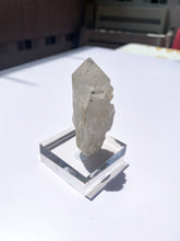 将图片加载到图库查看器，Rare Star Hollandite in Quartz Raw Specimens from Ambositra, Madagascar
