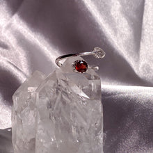 将图片加载到图库查看器，Garnet Gemstone in 925 Sterling Silver Leaf Ring - Preorder

