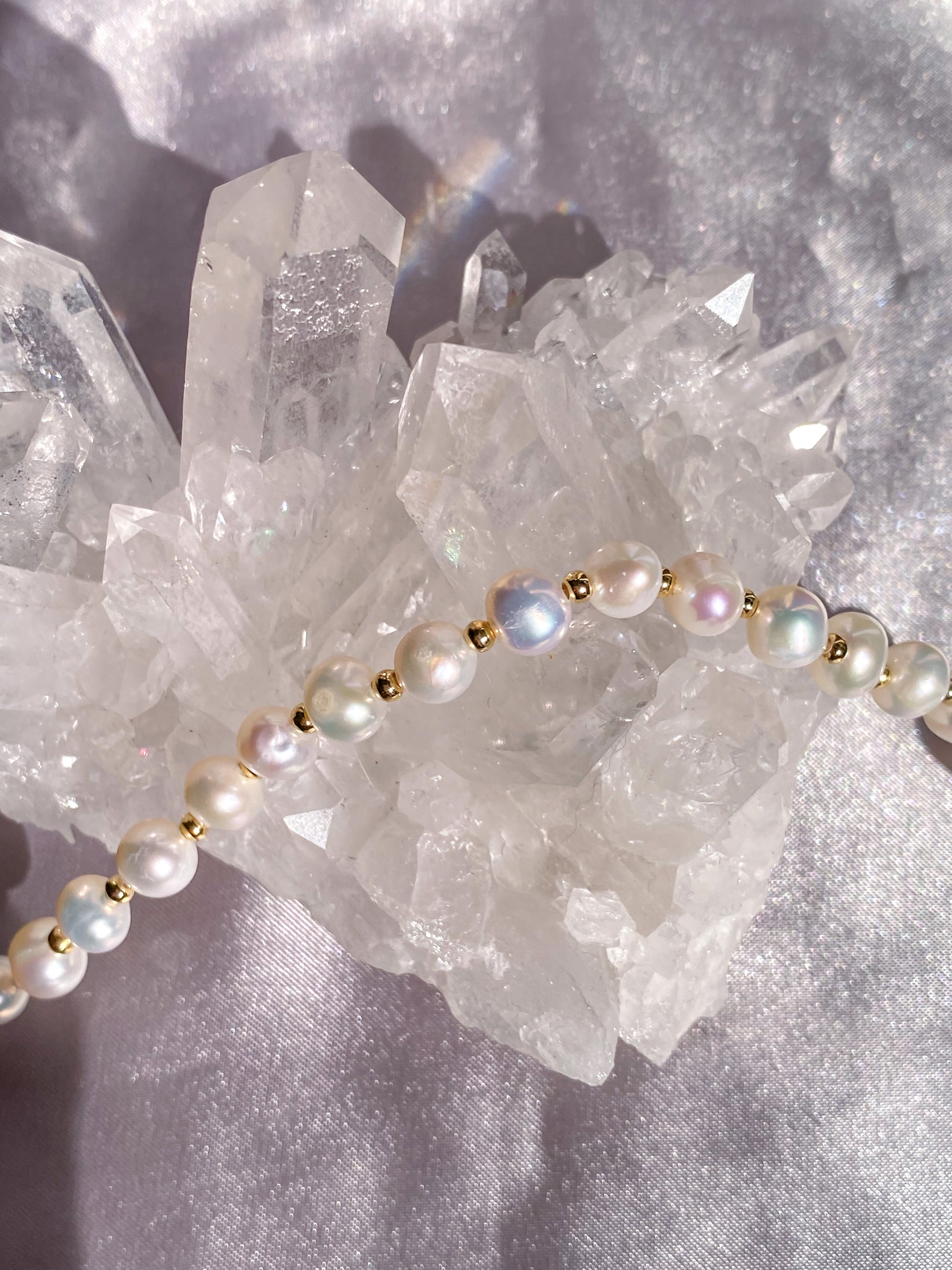 Butterfly Clasp Natural Freshwater Round Pearl Bracelet