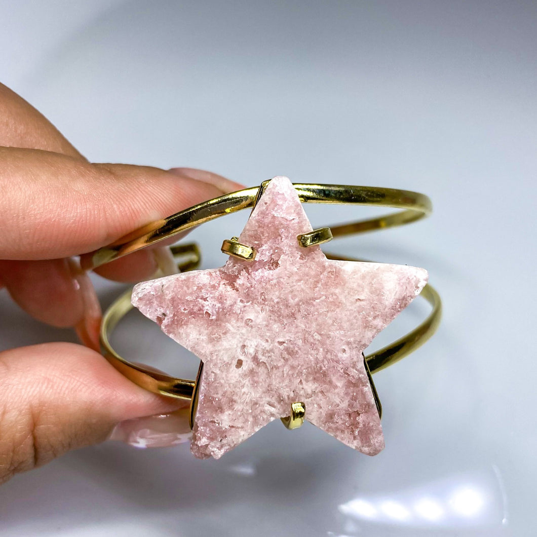 Pink Amethyst Star Bracelet in Gold