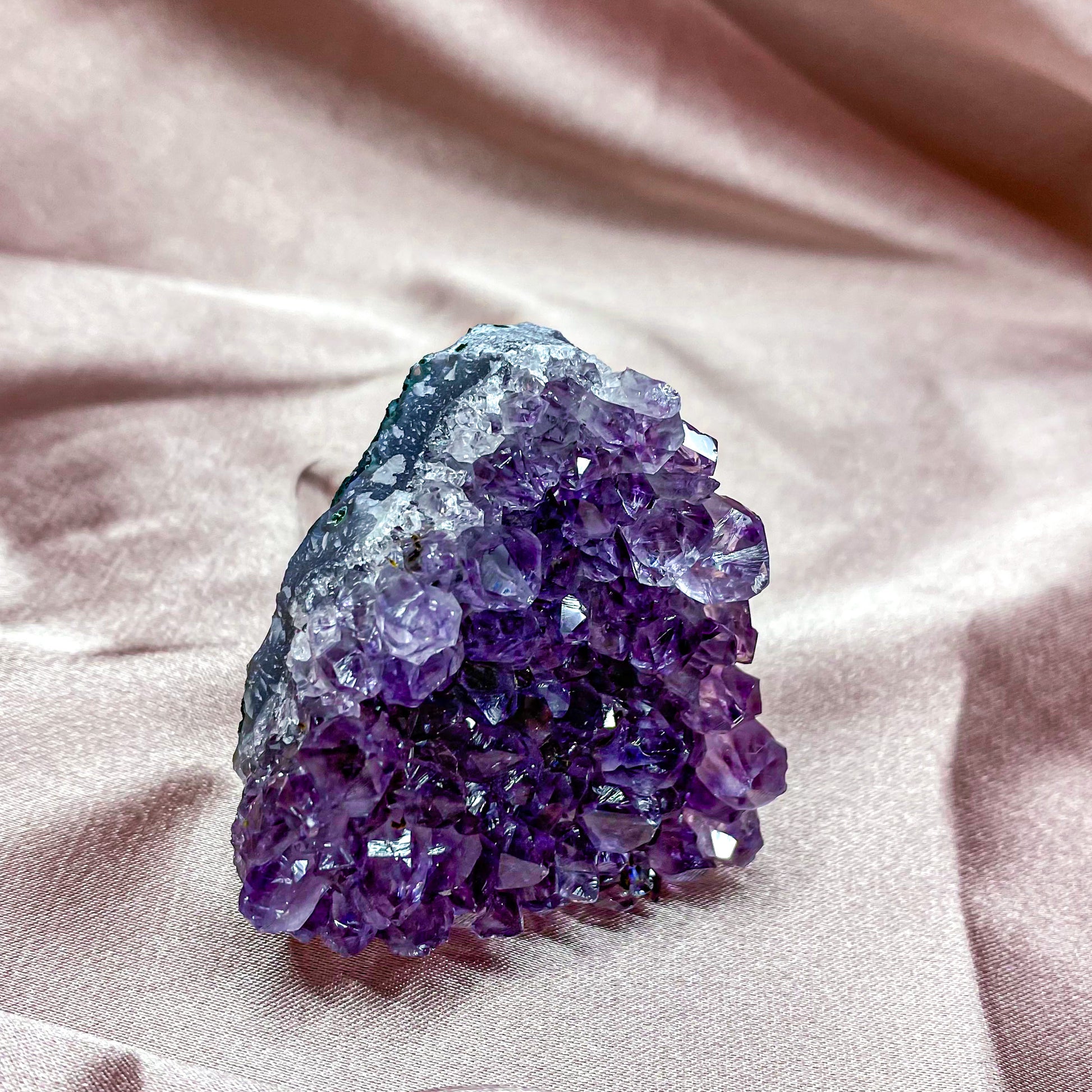 Grape Jelly Amethyst Wine Stopper E