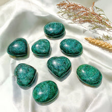 Load image into Gallery viewer, Green Aventurine Puffy Hearts and Palms
