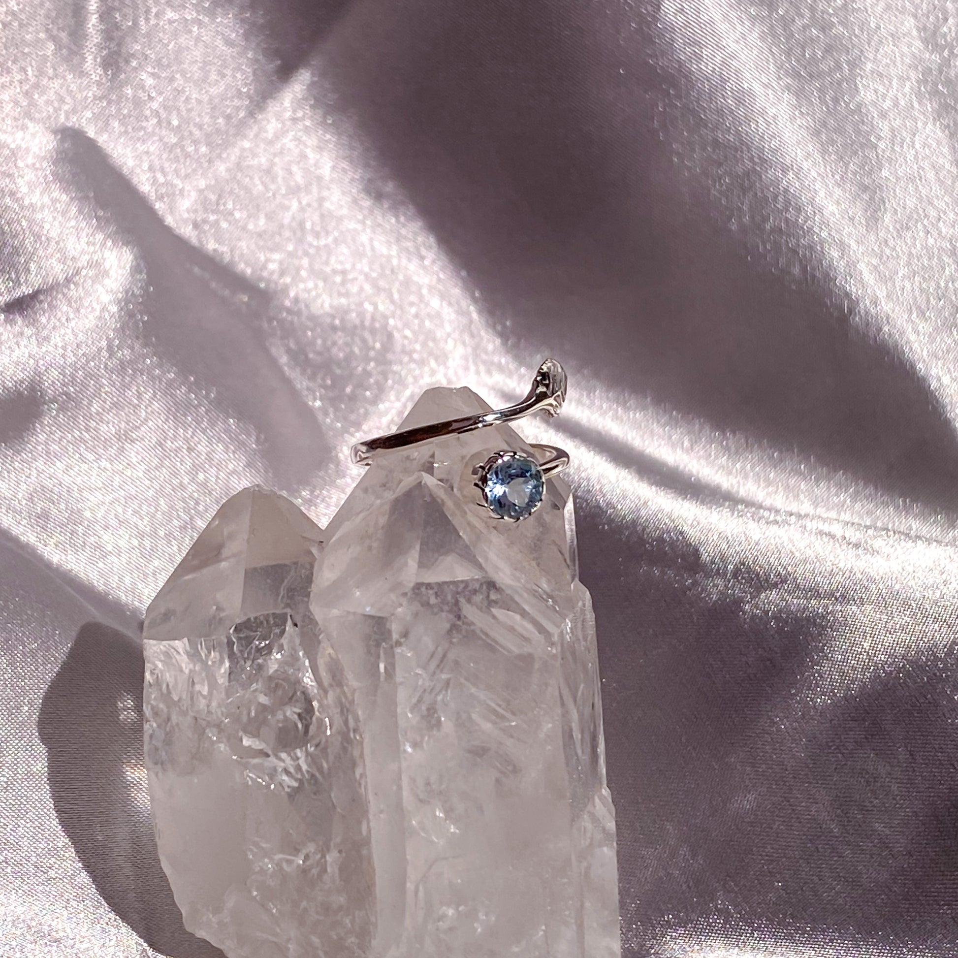 Blue Topaz Gemstone in 925 Sterling Silver Leaf Ring - Preorder
