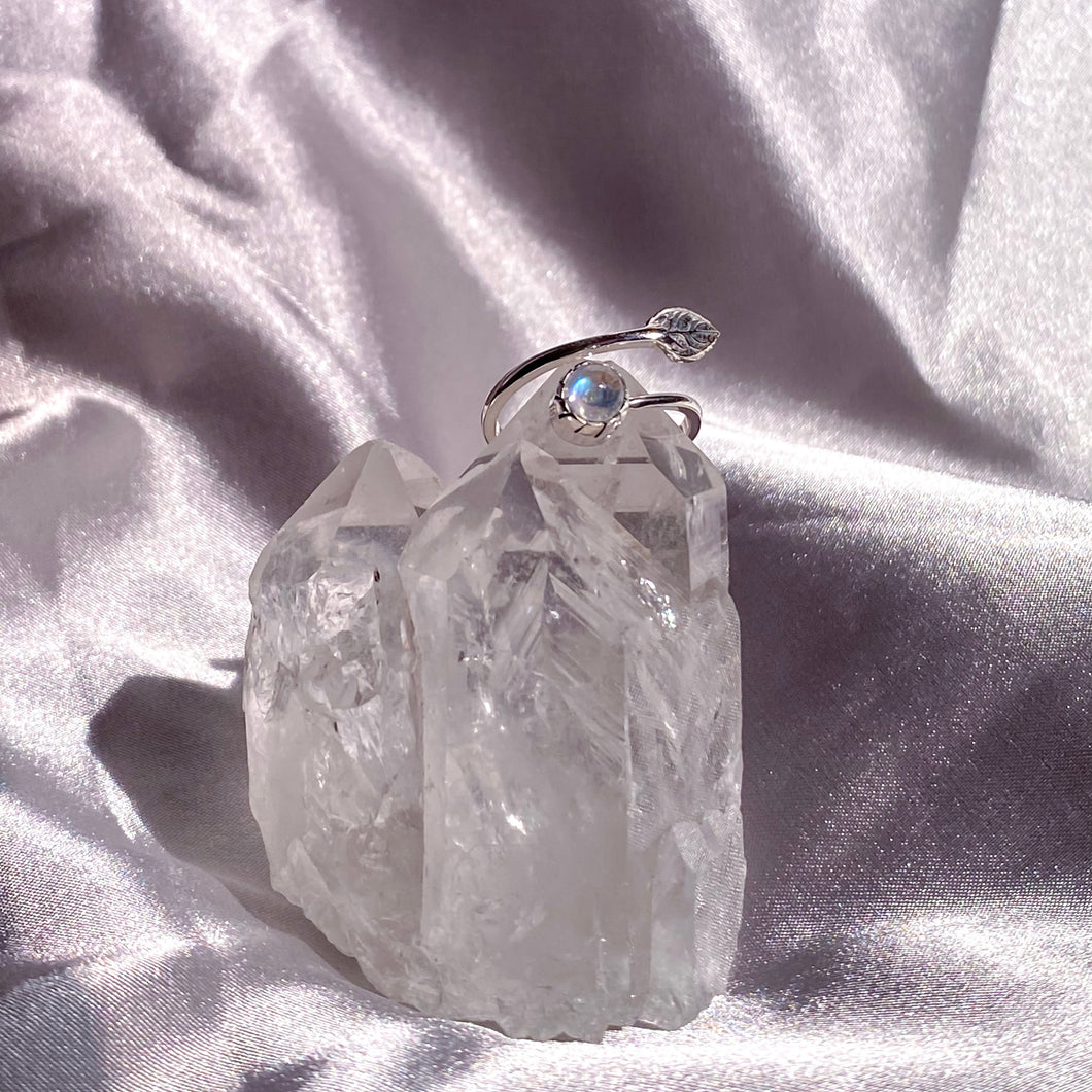Moonstone Gemstone in 925 Sterling Silver Leaf Ring - Preorder