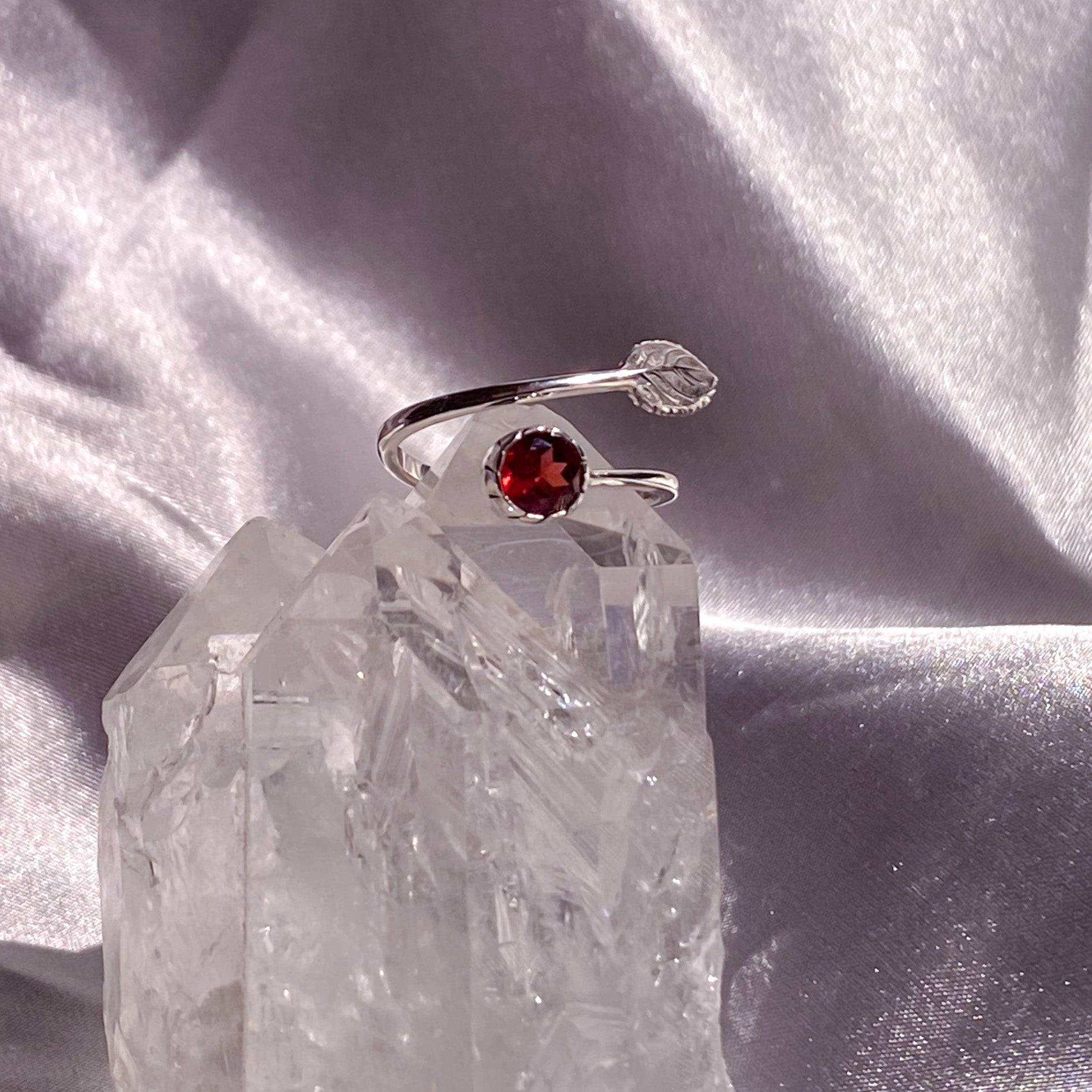 Garnet Gemstone in 925 Sterling Silver Leaf Ring - Preorder