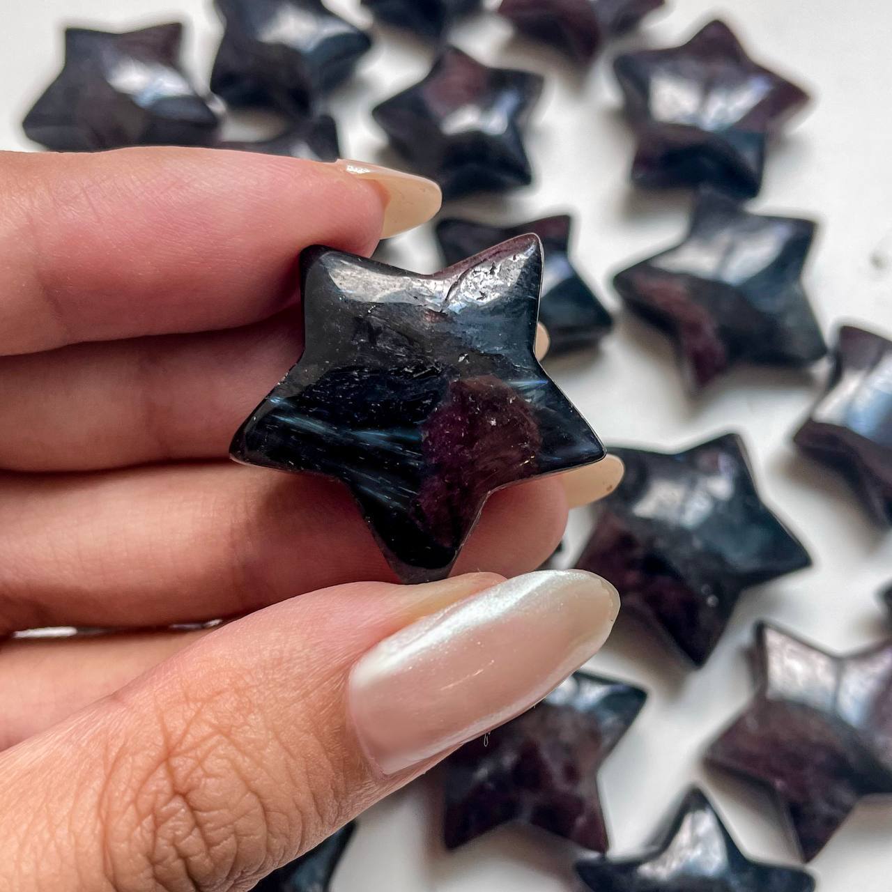 Mini Stars of Garnet and Arfvedonite